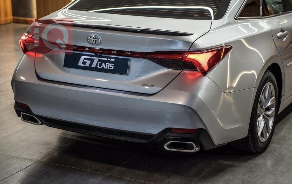 Toyota Avalon
